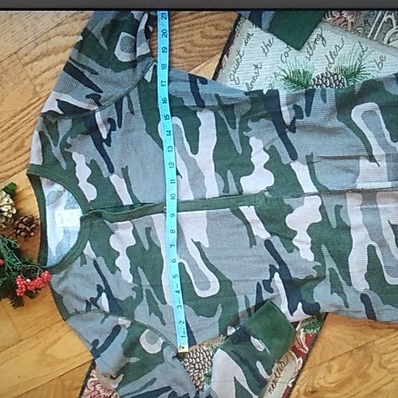 🦌 Camouflage Union Suit NWOT M/L - Picture 2 of 14
